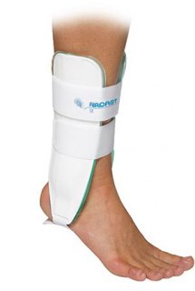 immagine tutore bivalva per caviglia pneumatica e non (aircast ,fgp )